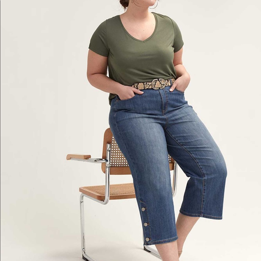 Wide Leg Cropped Jeans